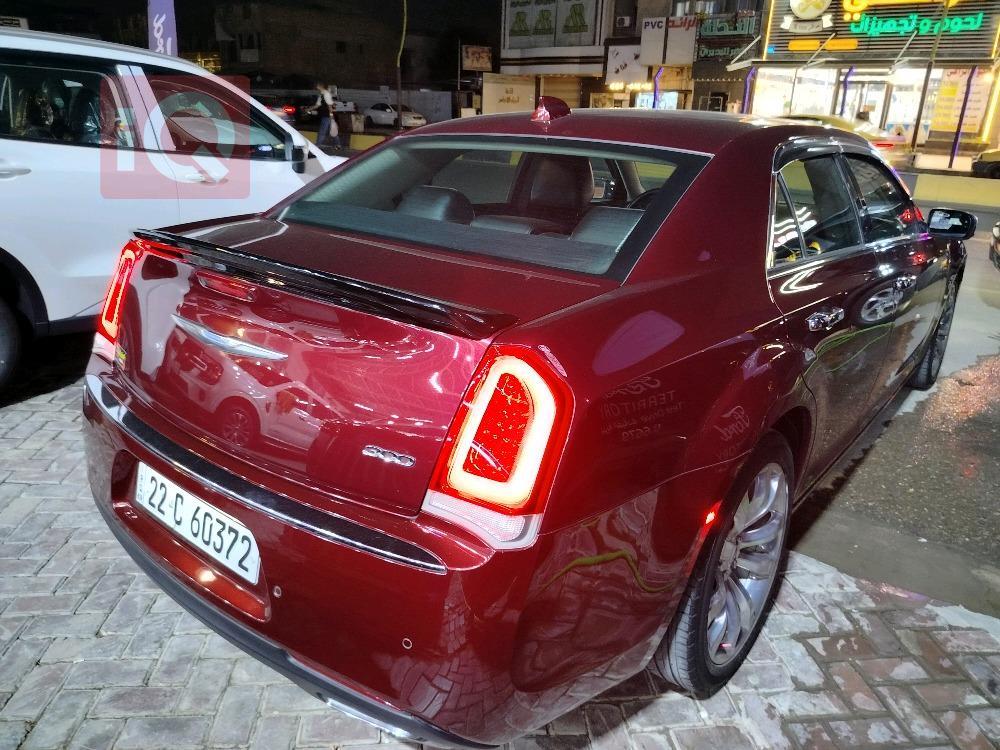 كرايسلر 300